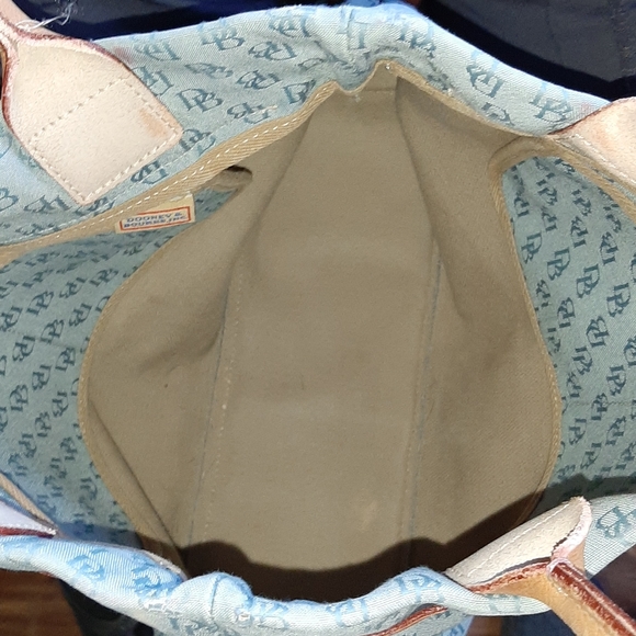 Dooney & Bourke Handbag - Picture 5 of 10